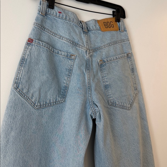 BDG Rih Extreme Barrel Mid Rise Light Blue Jeans, Sz 24 - Picture 6 of 11
